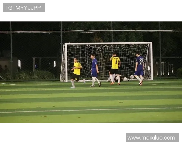 模仿足球明星精彩瞬间挑战赛让你成为场上焦点